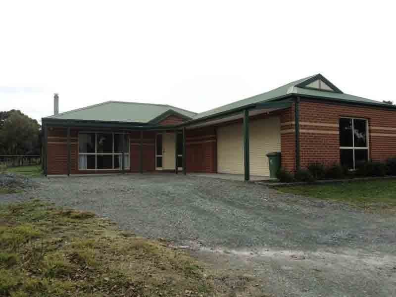 214 Pearcedale Road, Cranbourne South VIC 3977