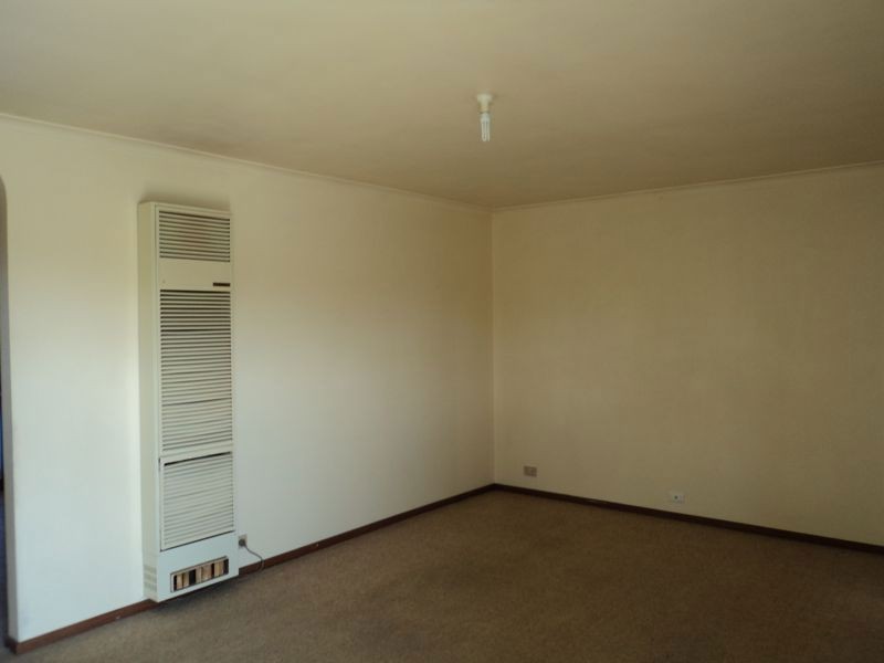 1/54 Elizabeth Street, Cranbourne North VIC 3977