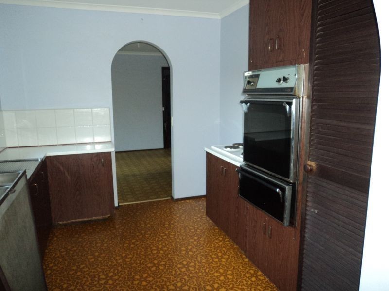 11 Frances Court, Cranbourne VIC 3977