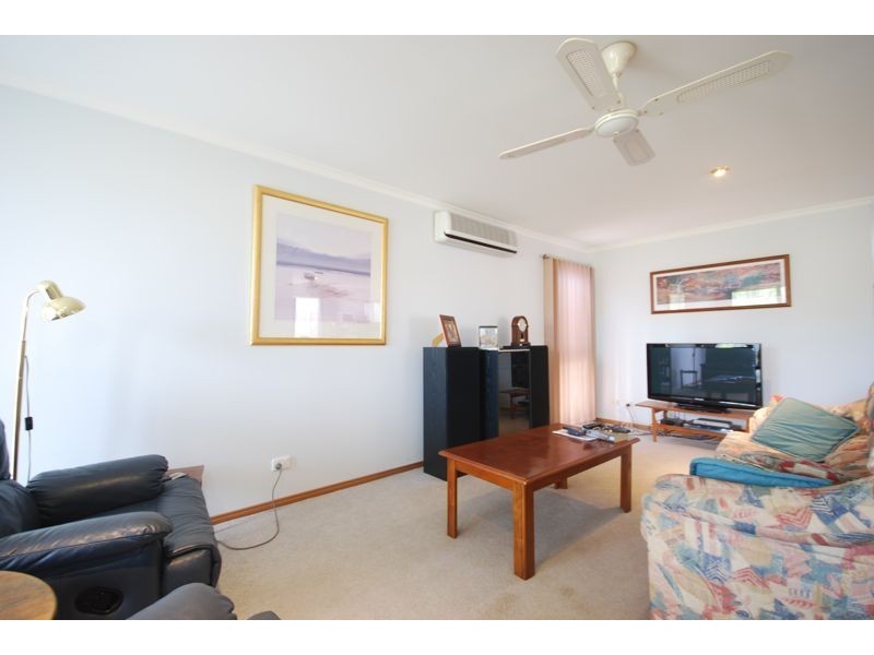 5 Douglas Court, Cranbourne West VIC 3977