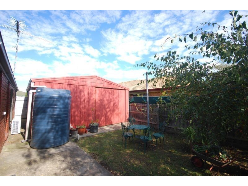 5 Douglas Court, Cranbourne West VIC 3977