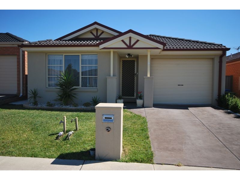 21 Pipetrack Circuit, Cranbourne East VIC 3977