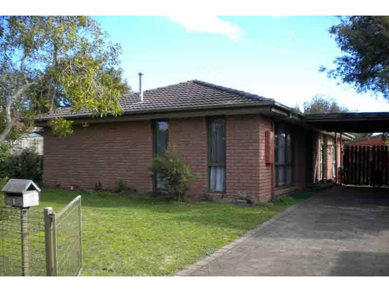 1 Frances Court, Cranbourne VIC 3977