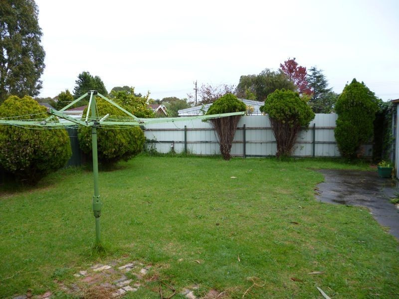 21 Fairbairn Road, Cranbourne VIC 3977