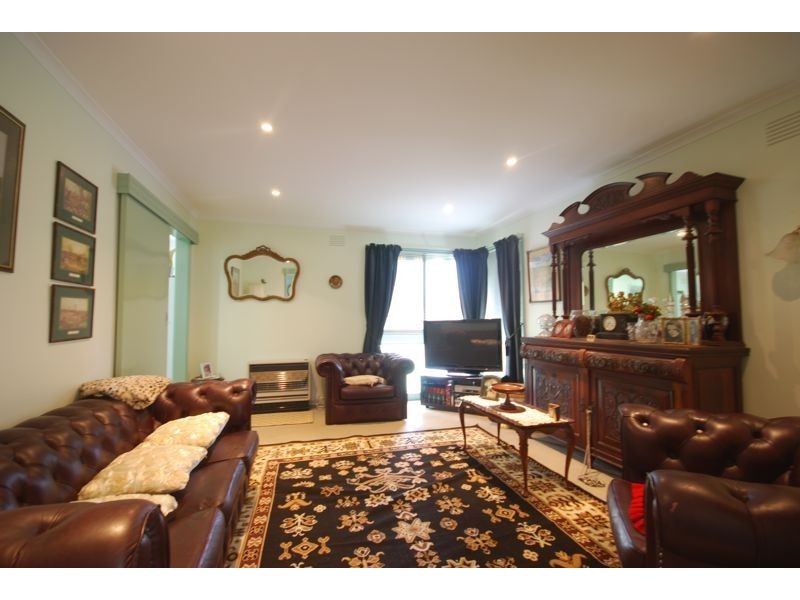 1/28 Latrobe Street, Cranbourne VIC 3977