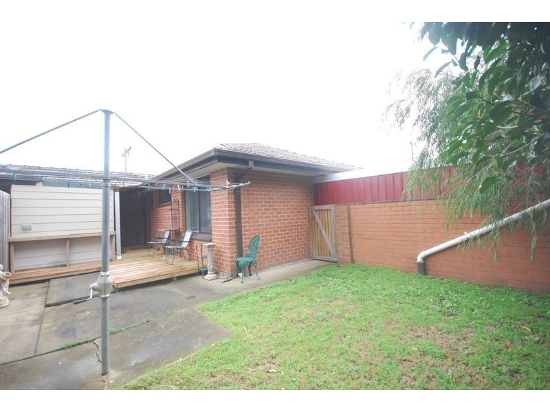 1/28 Latrobe Street, Cranbourne VIC 3977