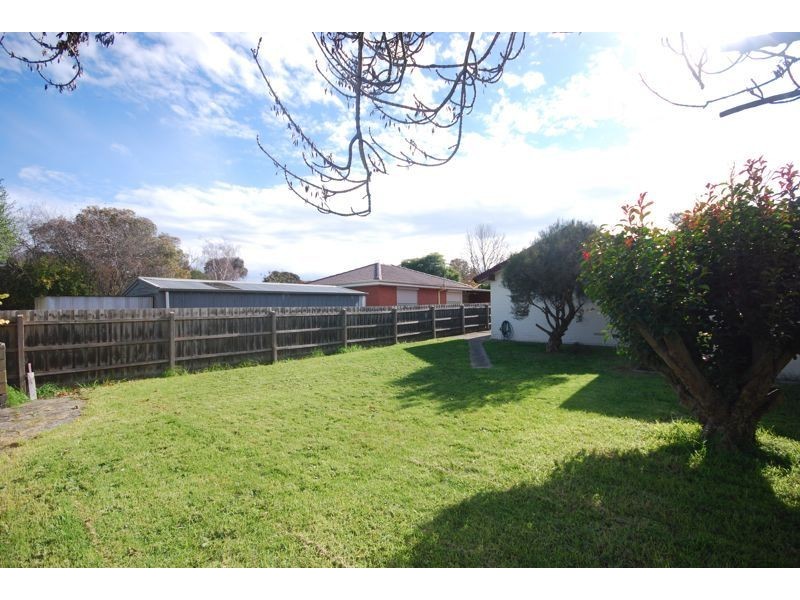 12 Campbell Parade, Cranbourne VIC 3977