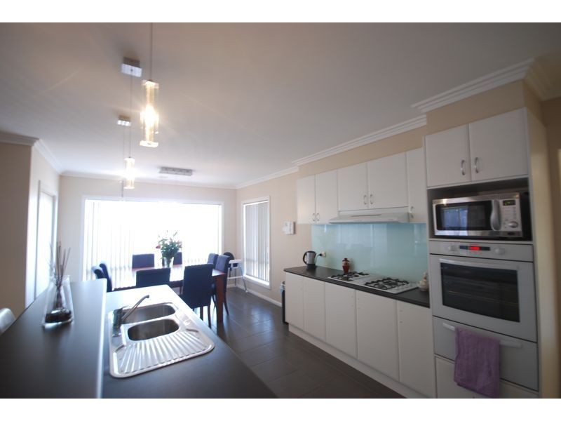 Cranbourne North VIC 3977