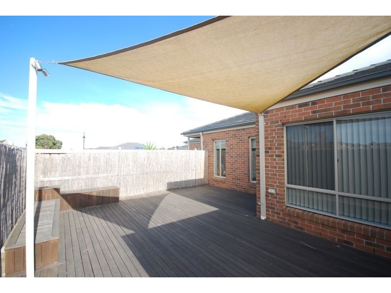 Cranbourne North VIC 3977