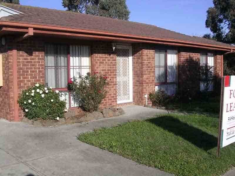 47 Willora Crescent, Cranbourne West VIC 3977