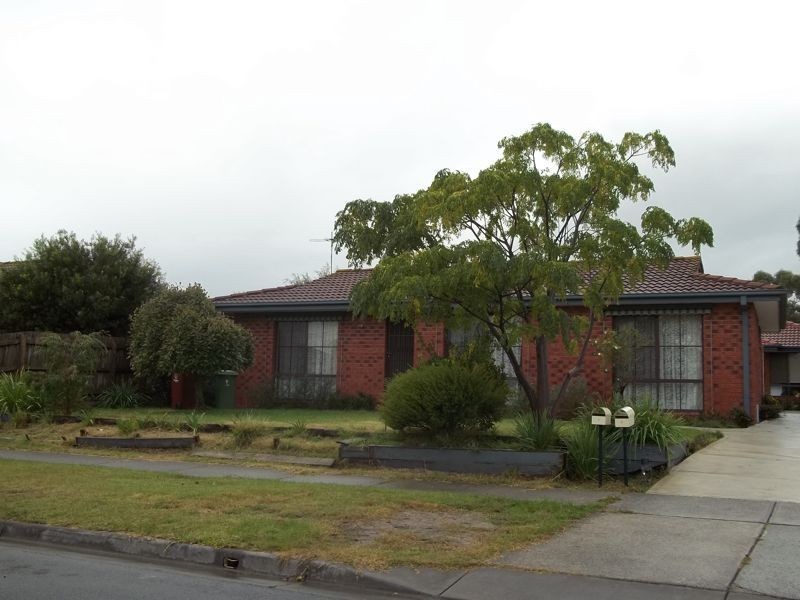 1/17 Rachel Drive, Cranbourne North VIC 3977