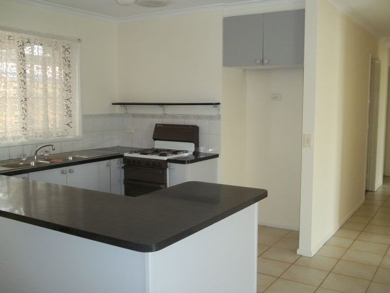 1/17 Rachel Drive, Cranbourne North VIC 3977