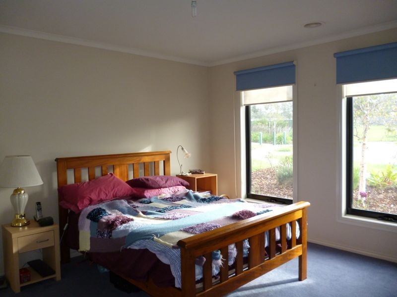 17 Blue Peppermint Court, Lyndhurst VIC 3975