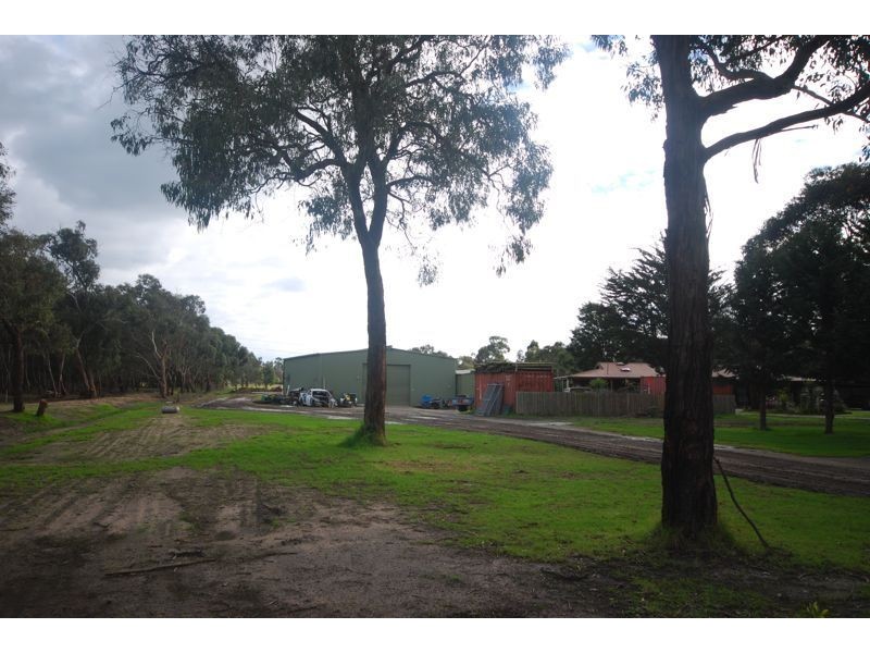 175-177 Smiths Lane, Cranbourne South VIC 3977