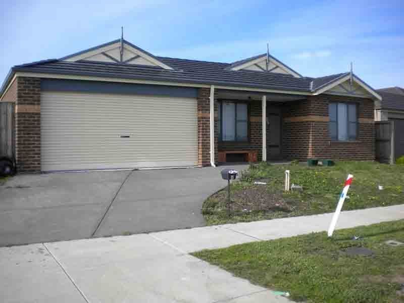 6 Springhill Drive, Cranbourne VIC 3977