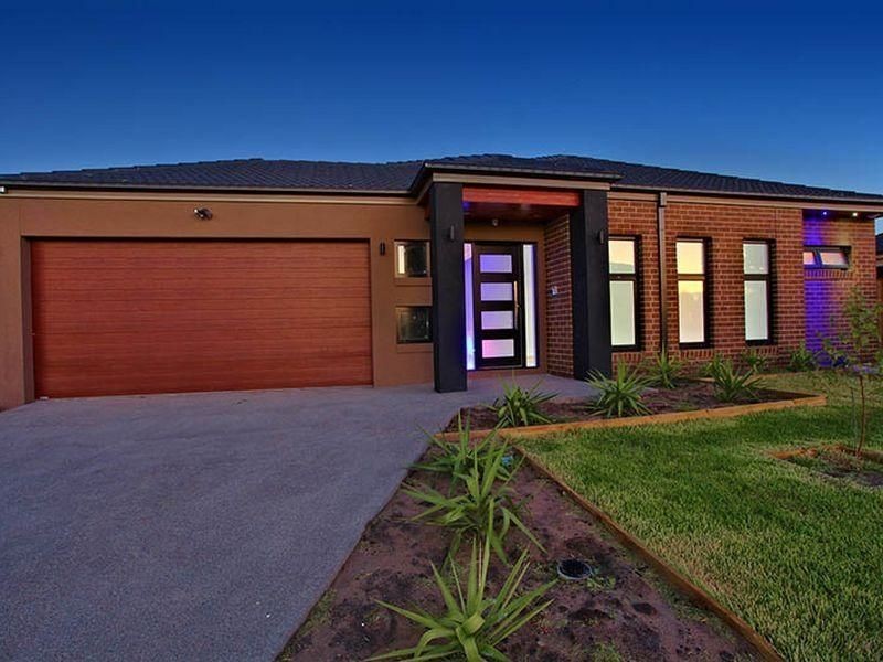 4 Rock Daisy Drive, Cranbourne VIC 3977