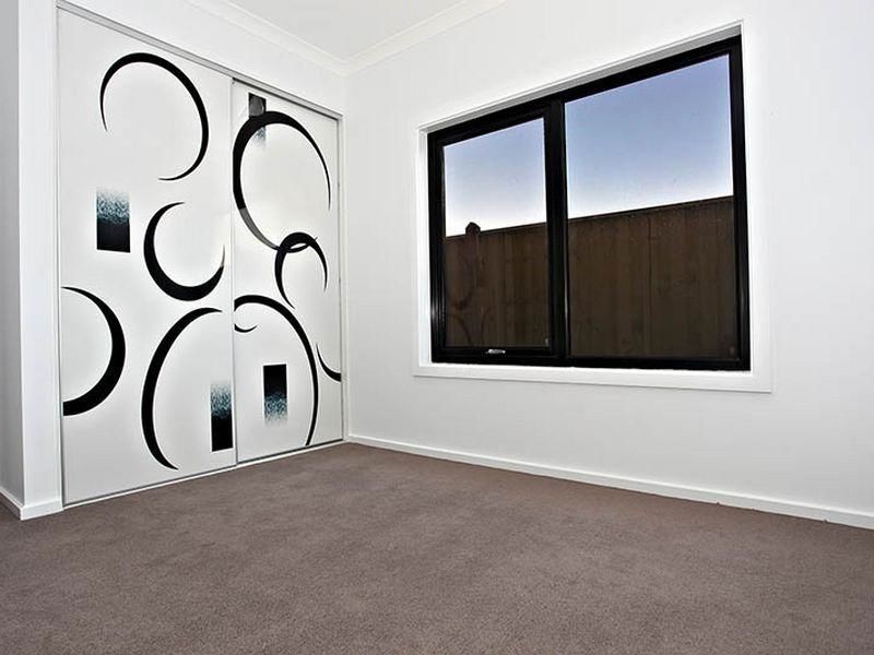 4 Rock Daisy Drive, Cranbourne VIC 3977