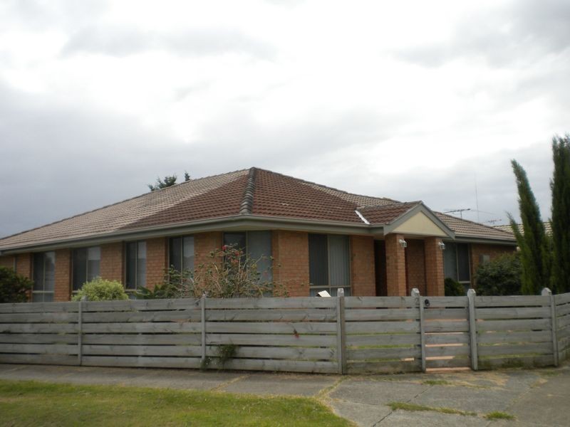 2 Conferta Court, Cranbourne VIC 3977