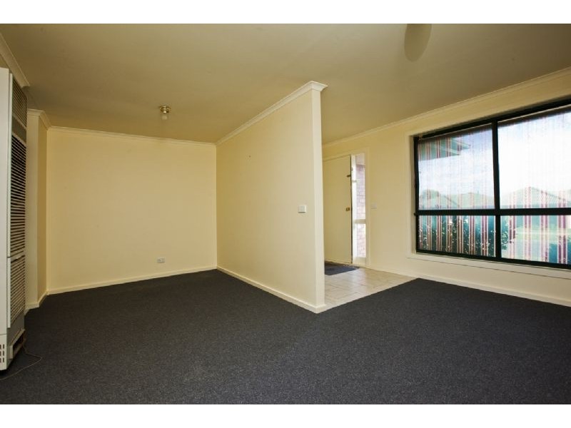 56 Scarborough Avenue, Cranbourne West VIC 3977