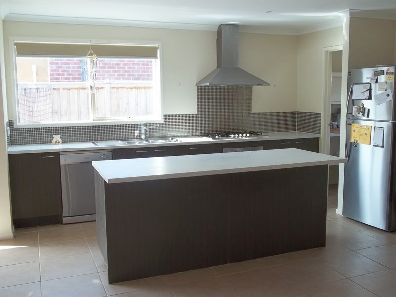41 Gregson Grove, Lyndhurst VIC 3975