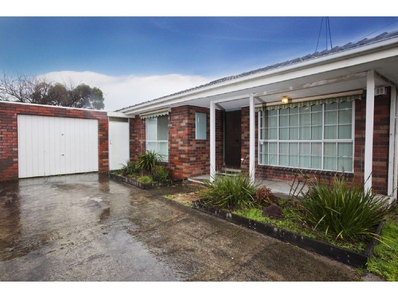 3/11 Dearing Avenue, Cranbourne VIC 3977