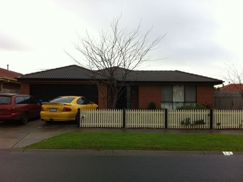 12 Barham Way, Cranbourne East VIC 3977