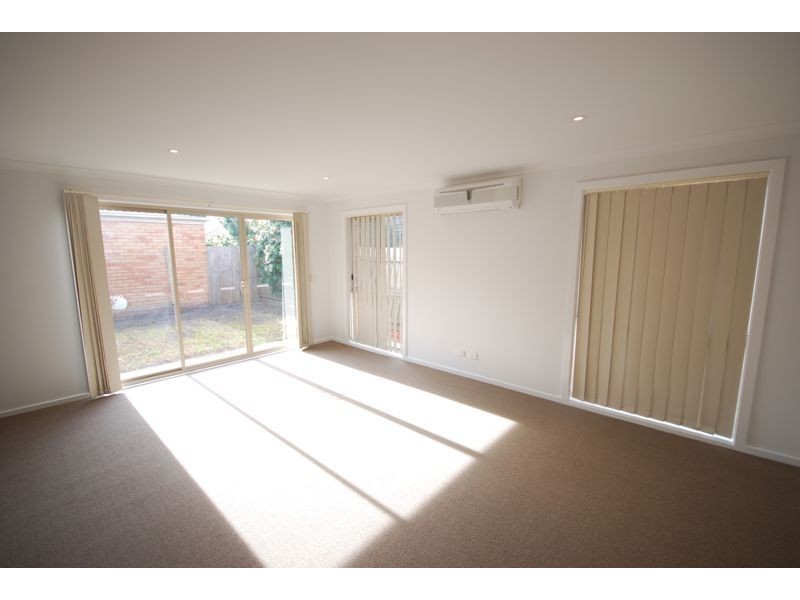 2/3 Walter Street, Cranbourne VIC 3977
