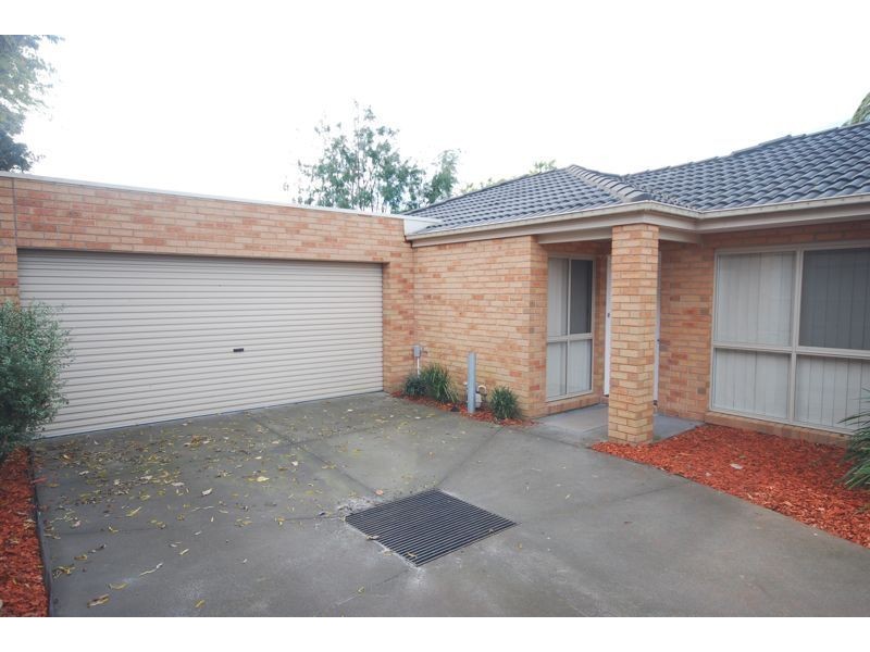 3/3 Walter Street, Cranbourne VIC 3977