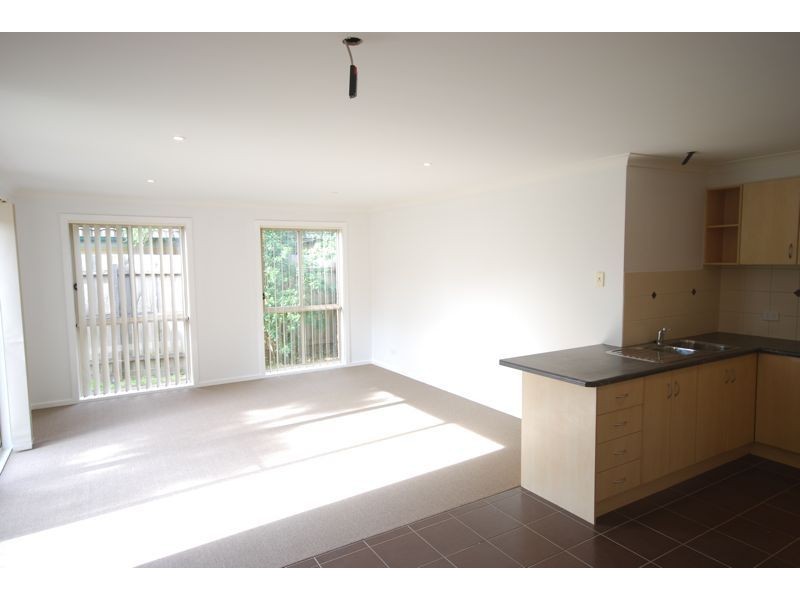 3/3 Walter Street, Cranbourne VIC 3977