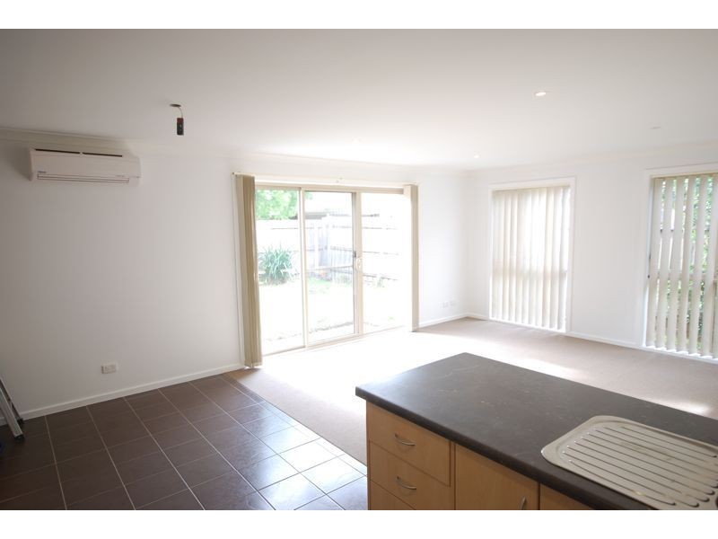 3/3 Walter Street, Cranbourne VIC 3977