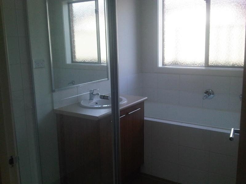 23 Waterloo Road, Cranbourne East VIC 3977