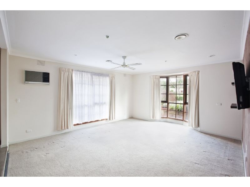 9 Tongola Court, Cranbourne VIC 3977