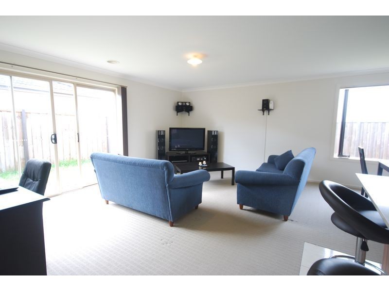 25 Banfield Place, Lyndhurst VIC 3975