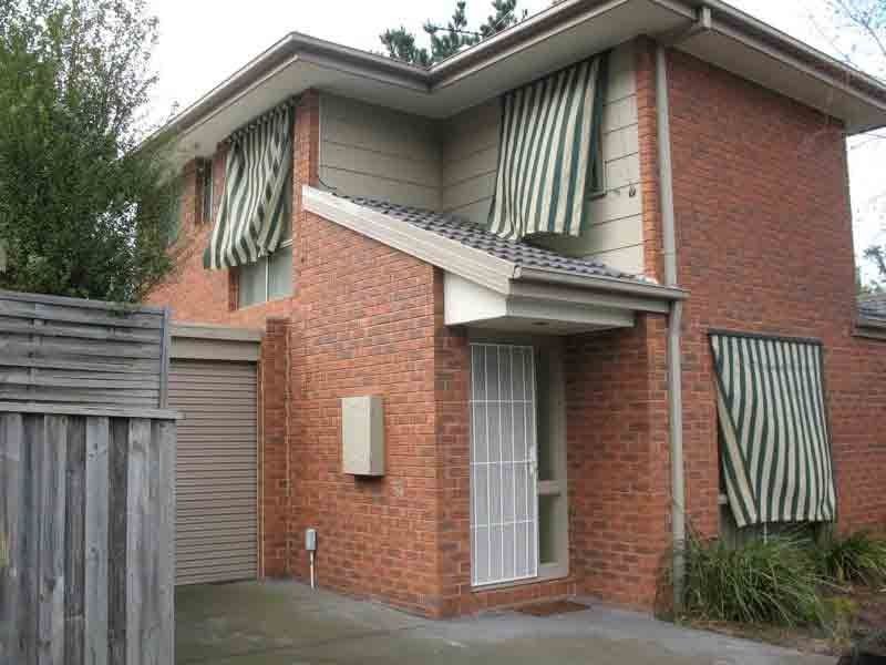 2/74 Huon Park Road, Cranbourne North VIC 3977