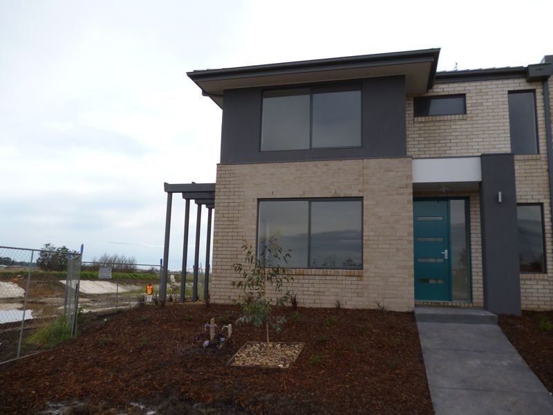 26 Murgese Circuit, Clyde VIC 3978