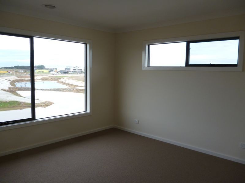 26 Murgese Circuit, Clyde VIC 3978