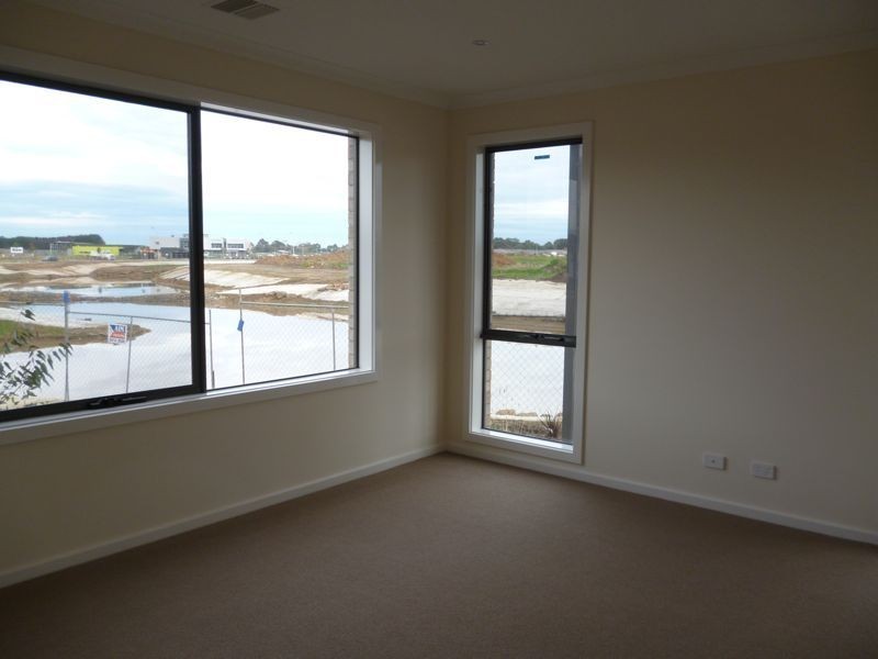 26 Murgese Circuit, Clyde VIC 3978