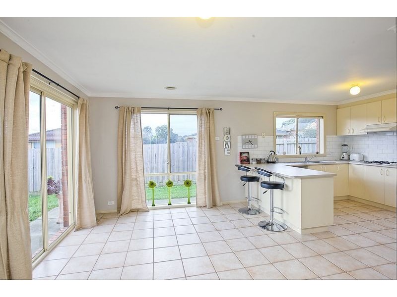 4 Hatten Place, Berwick VIC 3806