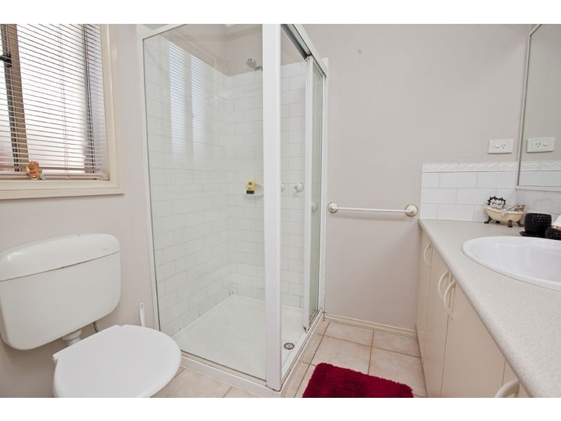 4 Hatten Place, Berwick VIC 3806