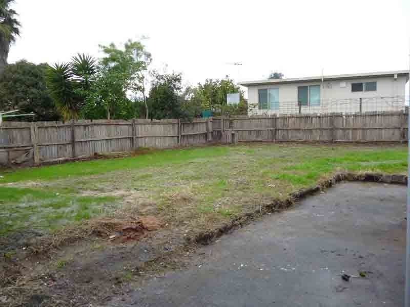 9 Valepark Crescent, Cranbourne VIC 3977