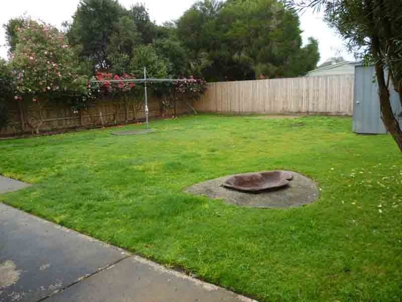 14 Mclaren Avenue, Cranbourne VIC 3977
