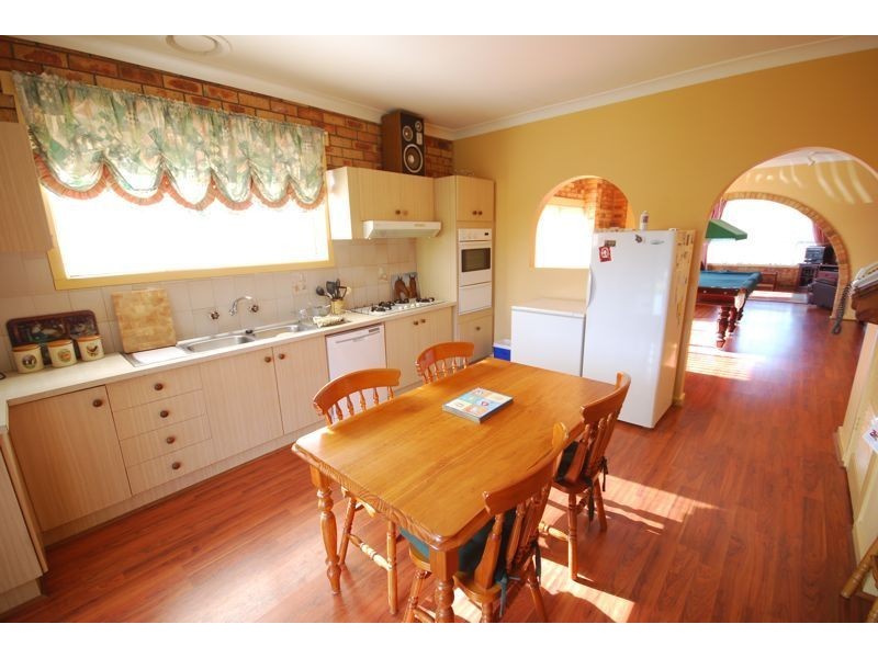 36 Ruffy Drive, Cranbourne VIC 3977