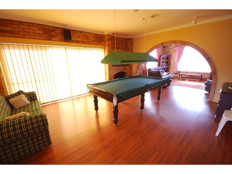 36 Ruffy Drive, Cranbourne VIC 3977