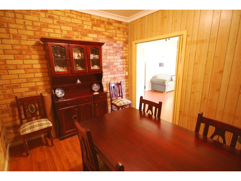 36 Ruffy Drive, Cranbourne VIC 3977