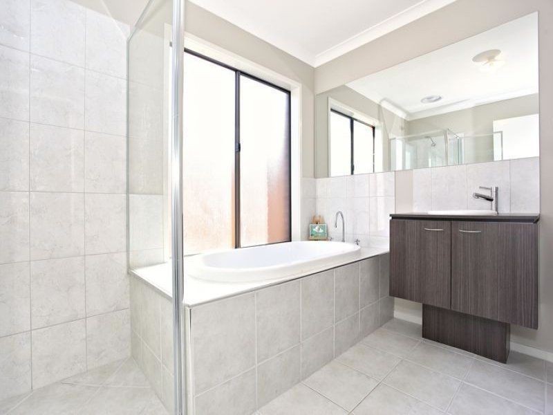 97 Brookwater Parade, Lyndhurst VIC 3975