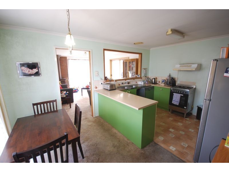 3 Kennedy Court, Cranbourne North VIC 3977