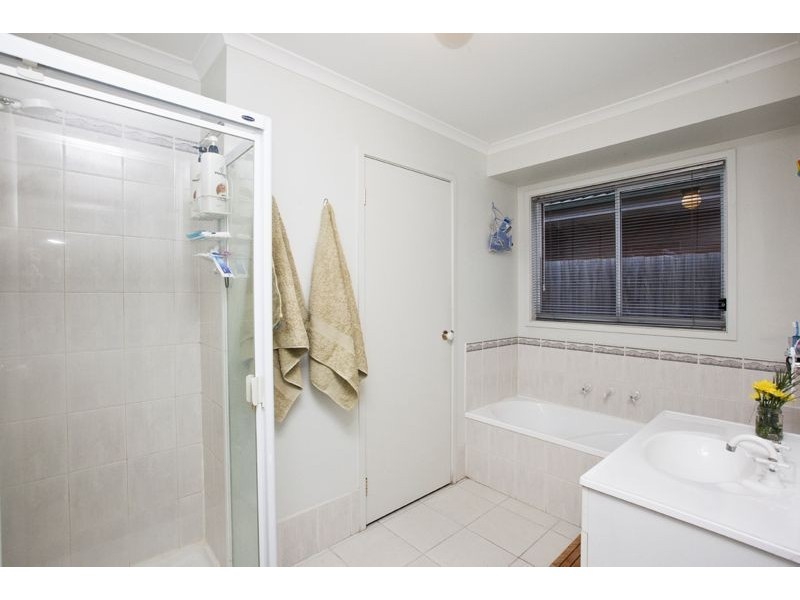 41 Middleham Close, Cranbourne VIC 3977