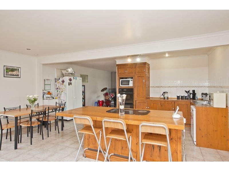 150 Craig Road, Devon Meadows VIC 3977