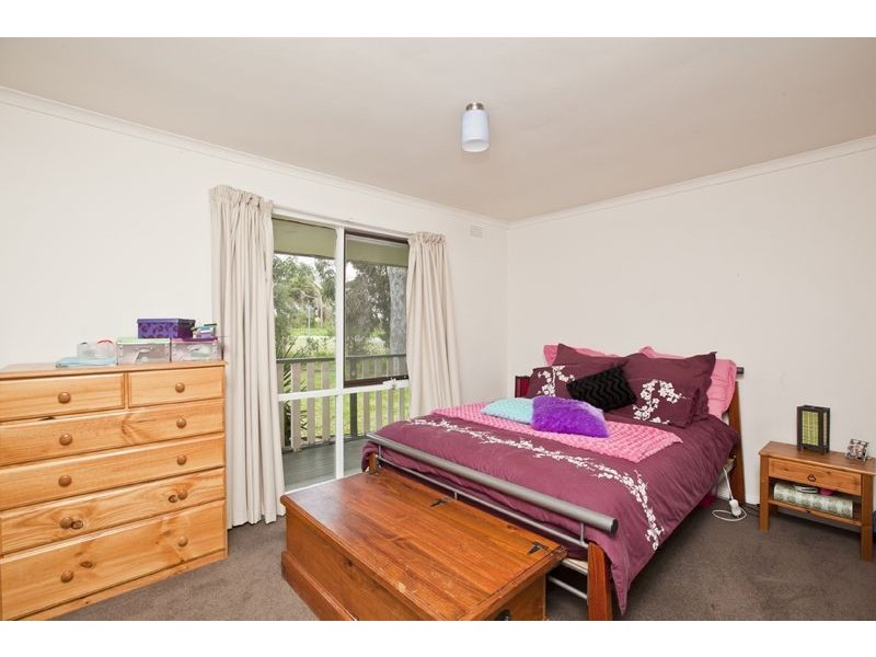 150 Craig Road, Devon Meadows VIC 3977