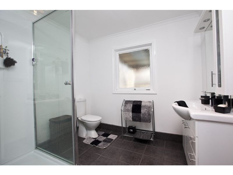 150 Craig Road, Devon Meadows VIC 3977